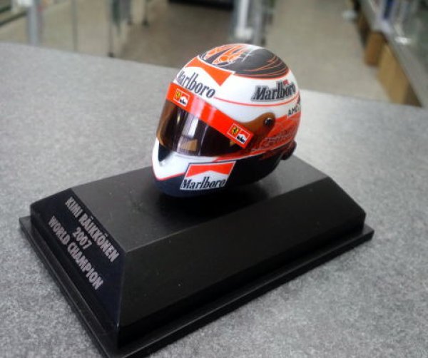 Photo1: 1/8 helmet '07 Raikkonen decal (1)