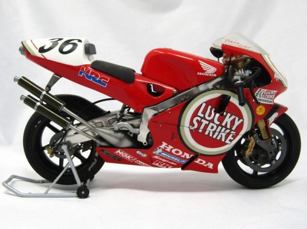 Photo3: 1/12 Honda NSR500 '98 Lucky Strike Decal (3)