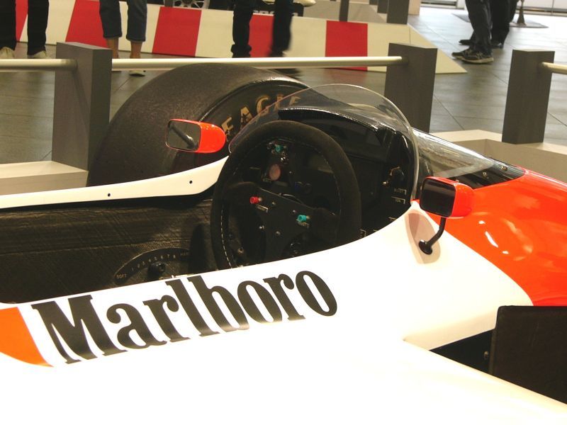 1/8 McLaren MP4/4 Body Logo Decal